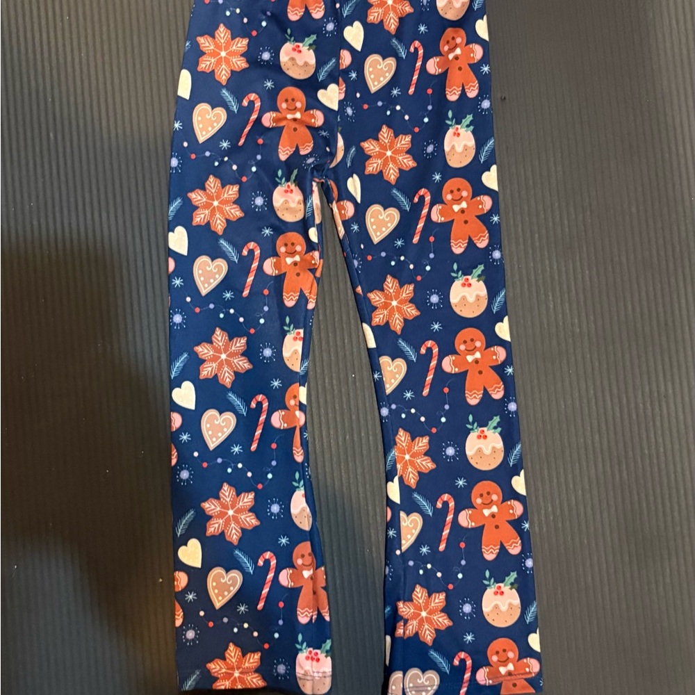 Girls' Navy Blue Holiday Gingerbread Print Leggings